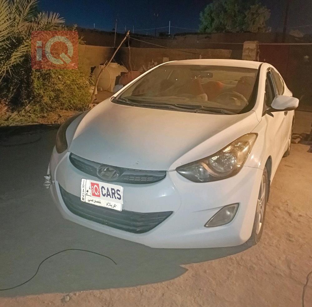 هیوندای ئەلەنترا